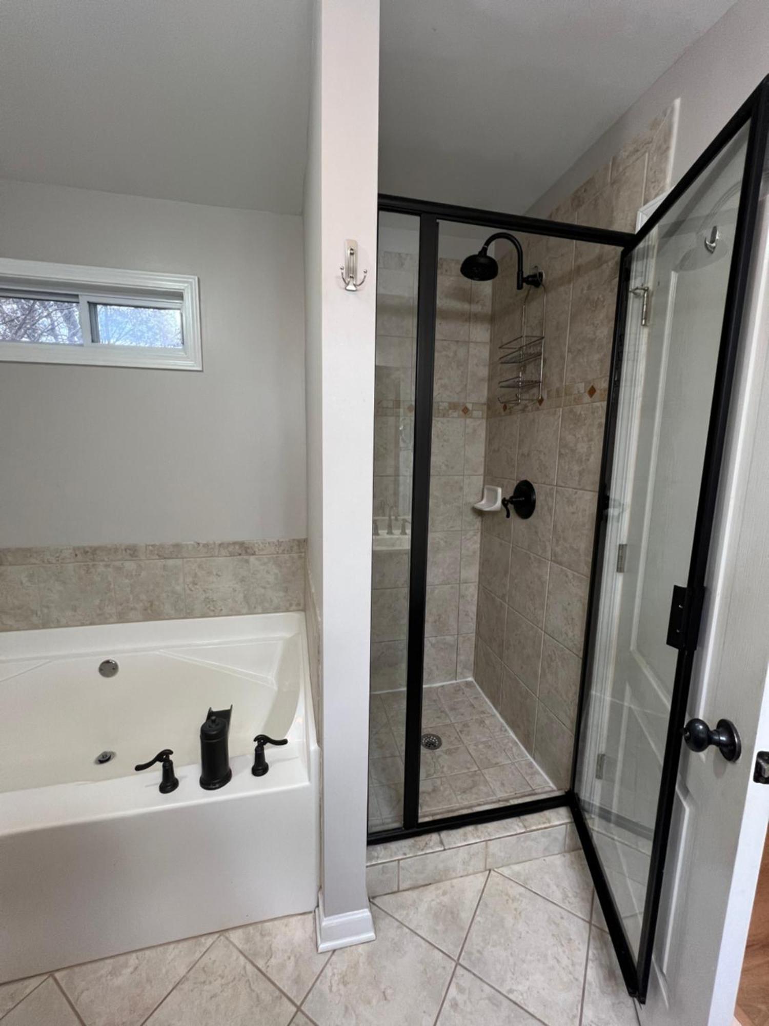 Spacious Gorgeous 3bd With Large Deck Close To Everything * Atlanta